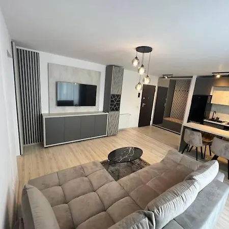 Top Studio